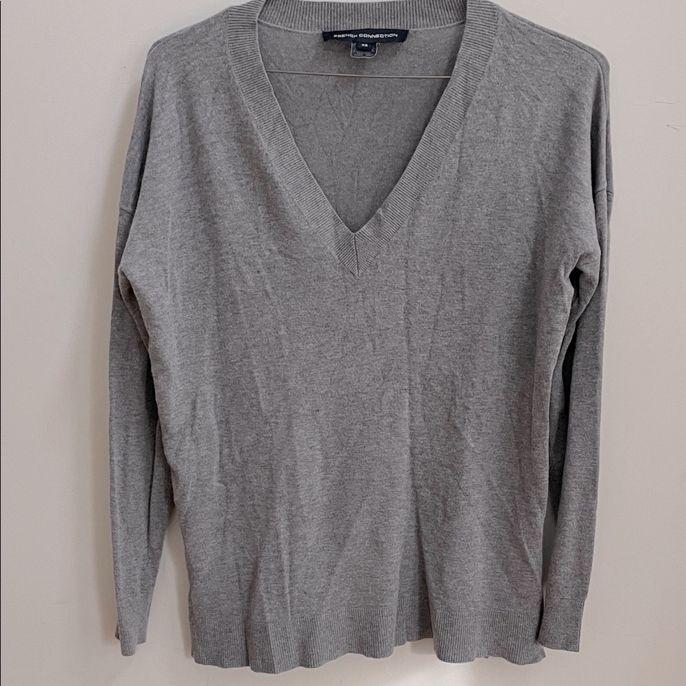 French connection Oversized slouchy relaxed fine-gauge V-neck jumper - size XS